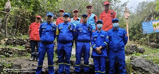 想日女人了想操女人的骚逼了